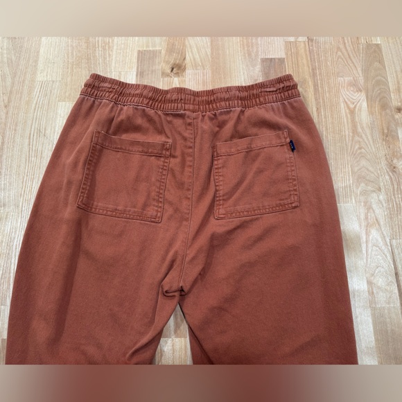 Gap Women’s Mid Rise Easy Twill Pants in Gingerbread - Picture 5 of 5